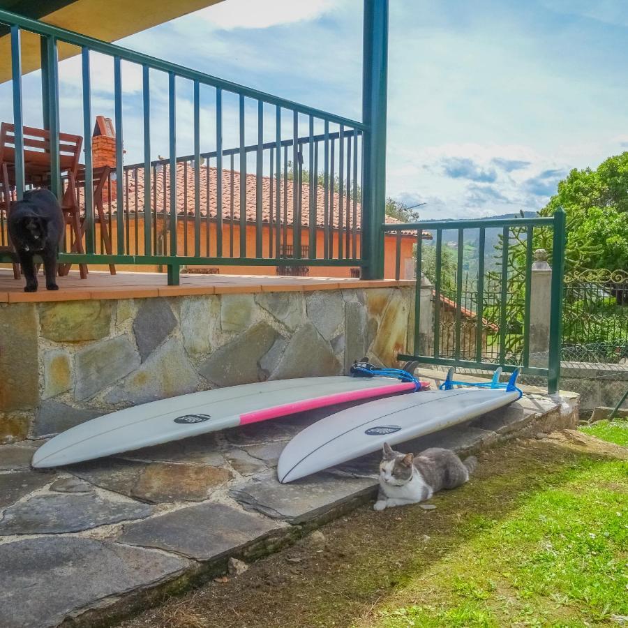 El Gato Gordo - Bike & Surf Hostel Cudillero Extérieur photo